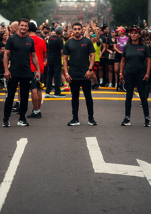 Equipe Thomé e Santos na largada da Furacão Runners 2024